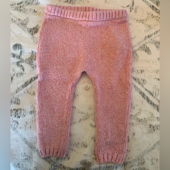 Old Navy Pink cozy cotton knit 2 pc outfit. Absolutely adorable. Good condition - Picture 6 of 7